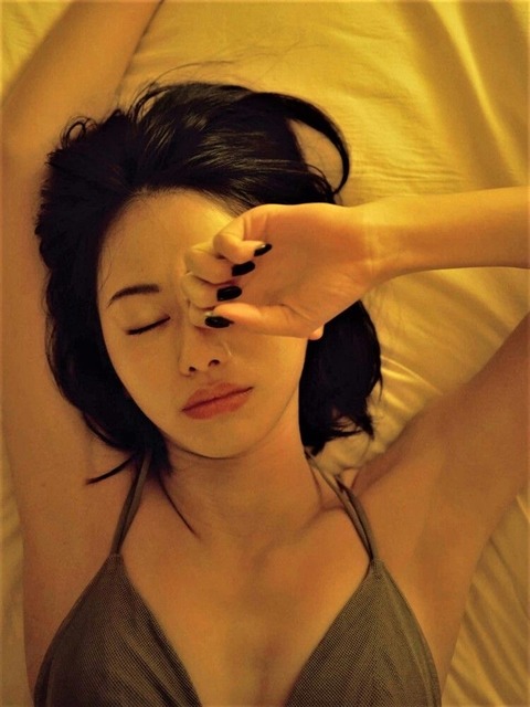水着 山本舞香 画像 グラビア