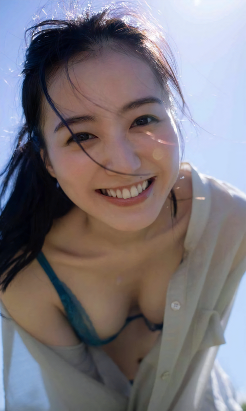 高田里穂 グラビア 水着 画像 ビキニ_8714
