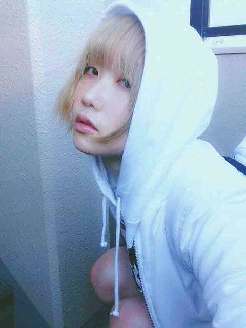 ぜんぶ君のせいだ。ぜん君。　アイドル一十三四（ひとみよつ）チェキ