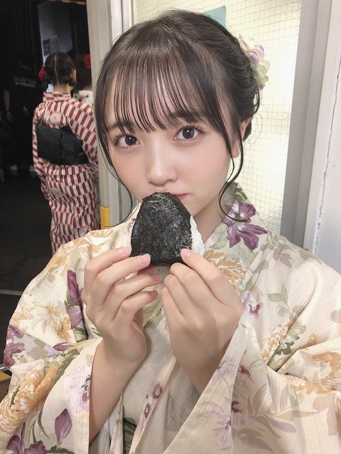 小田垣有咲 Peel the Apple 画像_2328