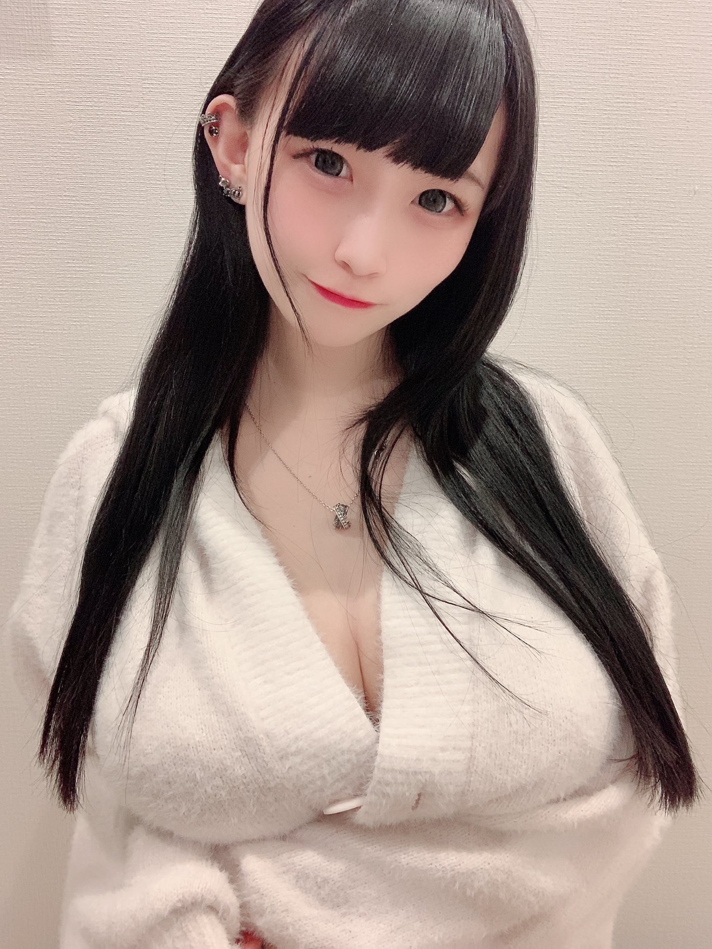 チェキ撮れるアイドルの写真たち Kカップ!拍羽想(MELT)のおっぱい画像25選【サキドル出場】 コメント
