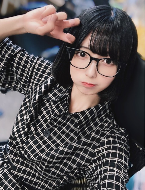 ヤンジャン　アンスリューム　月埜ヒスイ　つきのひすい　グラビア　画像　水着