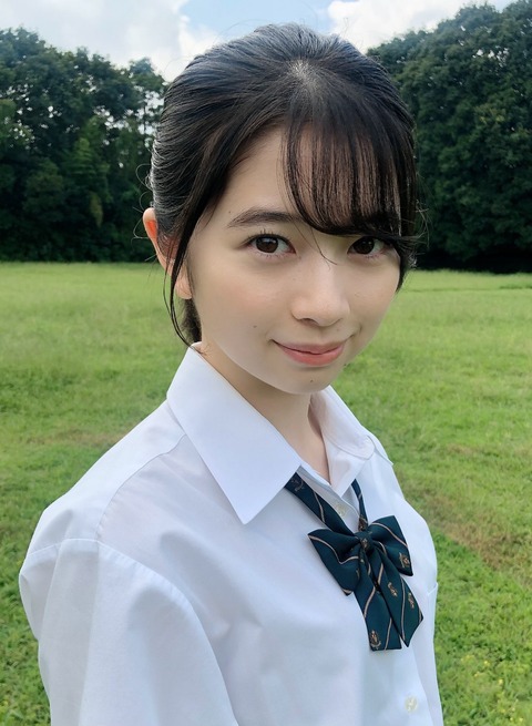 水着　桜田ひより　画像