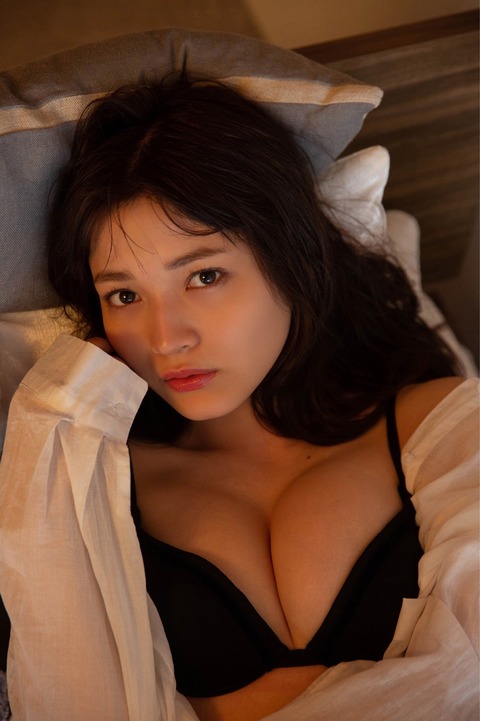 黒嵜菜々子 Peel the Apple グラビア 画像 水着 ビキニ_9796