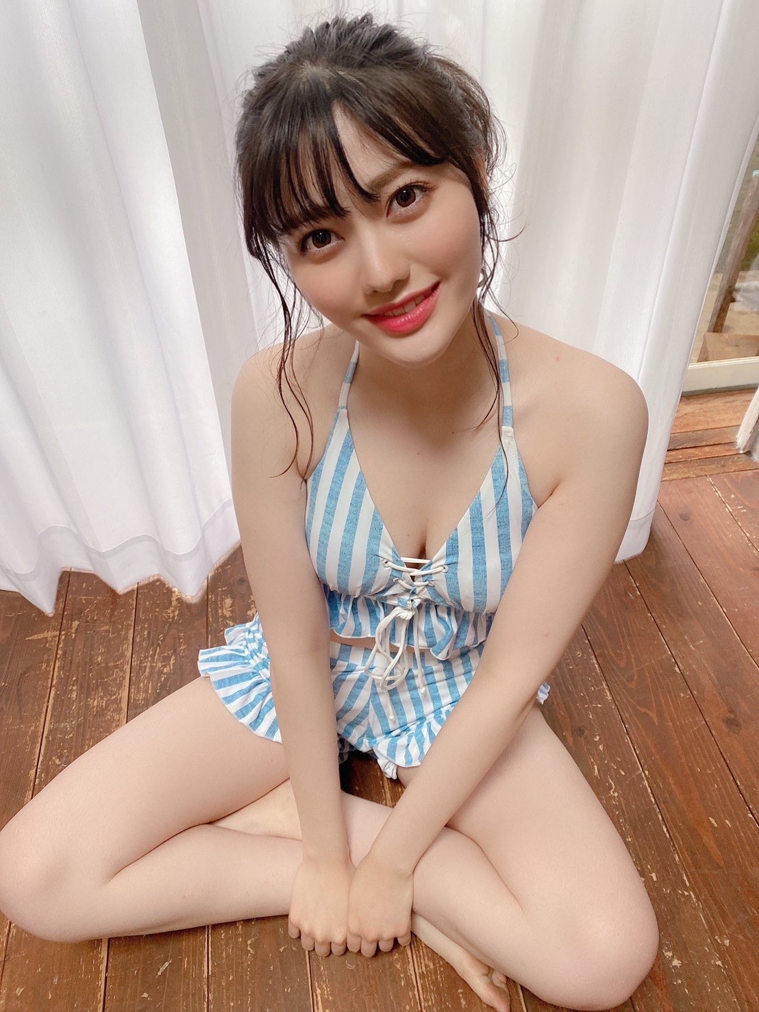 新内眞衣　アイコラ 