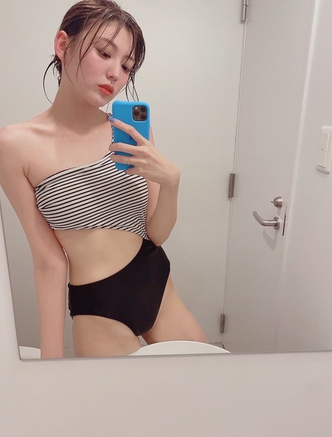 イワナミ 岩﨑名美 水着 グラビア 画像 ビキニ_5225