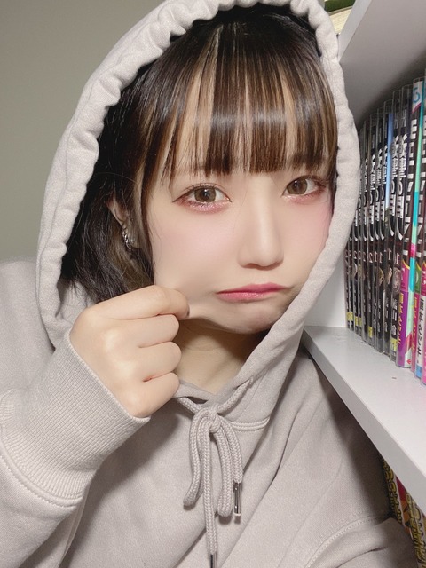 ゆうり SOL 画像 谷間 太腿_4467