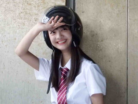 夢みるアドレセンス 山下彩耶 アイドル チェキ 画像