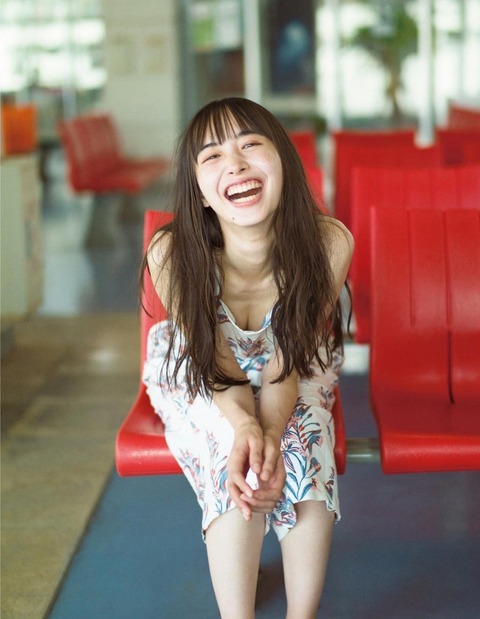 井桁弘恵 水着 画像 グラビア ビキニ_5360