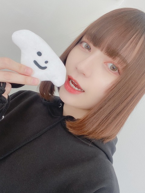 へそ 環やね きゅるりんってしてみて 画像_1920