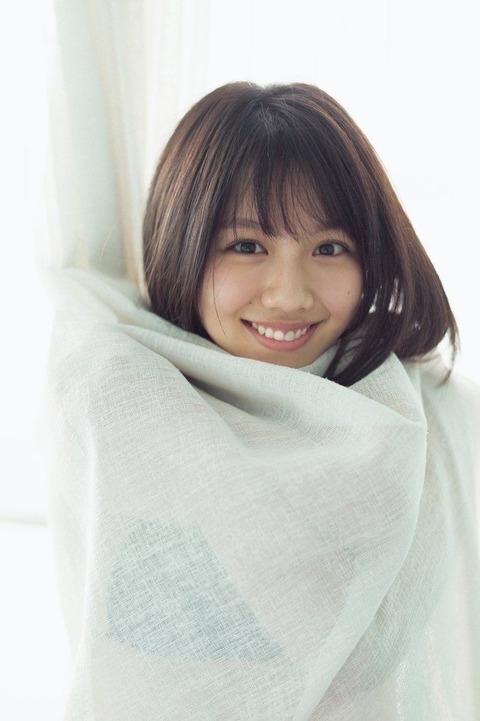 水着 渡邉美穂 日向坂46 画像 グラビア 胸 えち ビキニ エロ_4056