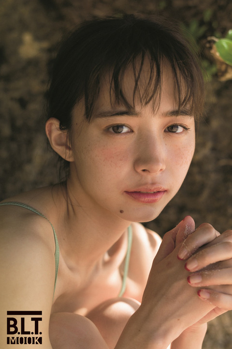 井桁弘恵 水着 画像 グラビア ビキニ_5339