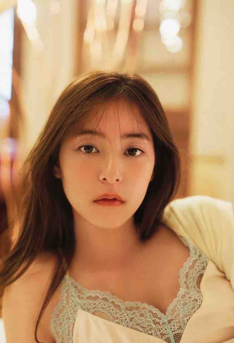 水着あり 新木優子さんの画像25選 チェキ撮れるアイドルの写真たち