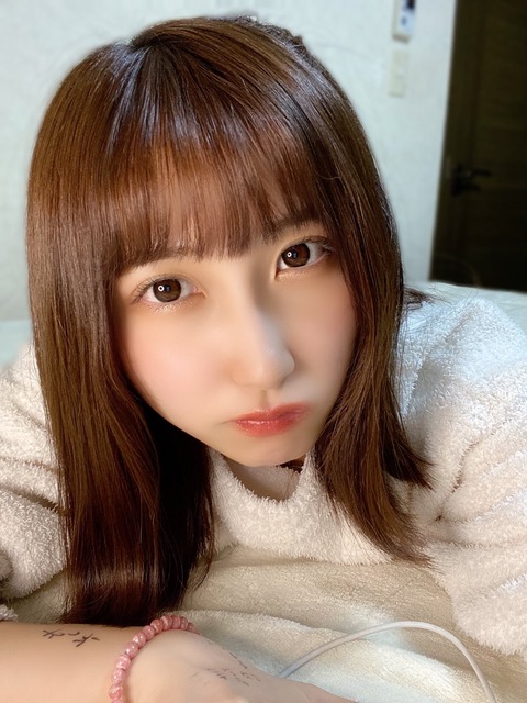 かほ SOL 画像 谷間_4574