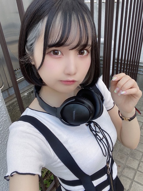 ゆうり SOL 画像 谷間 太腿_4455
