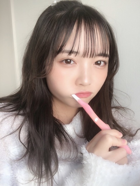 小田垣有咲 Peel the Apple 画像_2336