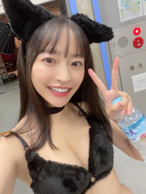高崎かなみ グラビア 画像 水着 ビキニ_5825