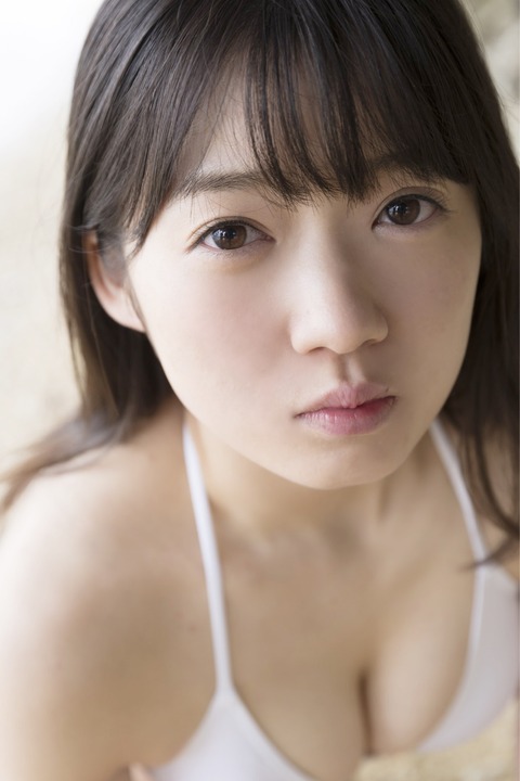 山岸理子 つばきファクトリー グラビア 画像 水着 ビキニ_1113