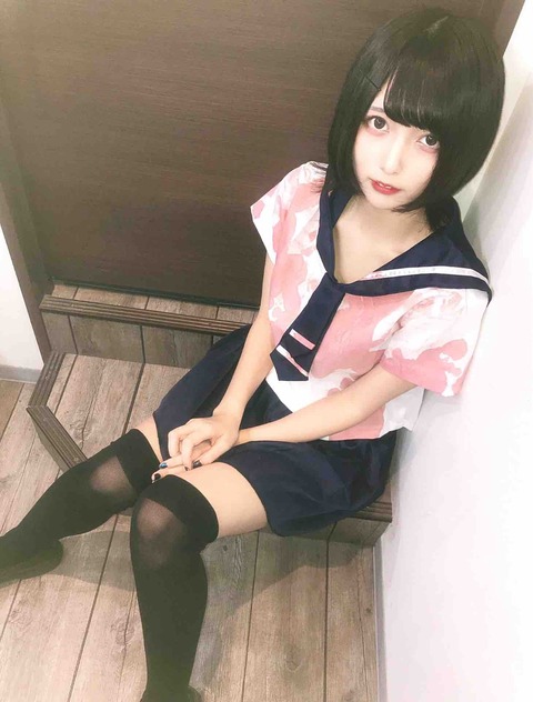 ヤンジャン グラビア 月埜ヒスイ 画像 アンスリューム 水着2135