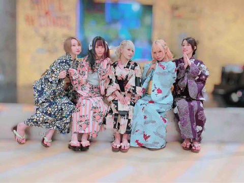 ぜんぶ君のせいだ。 ぜん君。 アイドル 如月愛海 ましろ 一十三四 ひとみよつ 凪あけぼの 征之丞十五時 おやつ チェキ