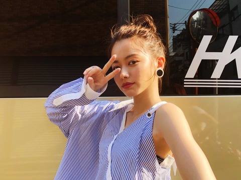 水着 山本舞香 画像 グラビア