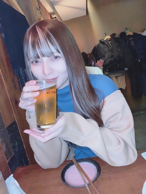 へそ 環やね きゅるりんってしてみて 画像_1924