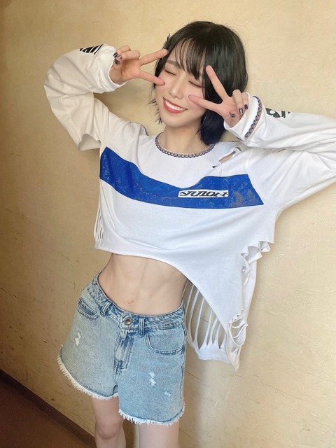 腹筋 隈本茉莉奈 虹のコンキスタドール 虹コン グラビア 画像 ビキニ 水着_9172