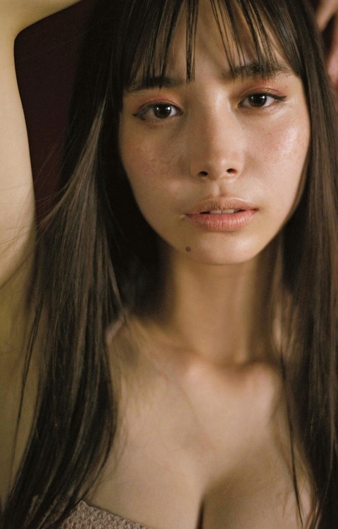 井桁弘恵 水着 画像 グラビア ビキニ_5356