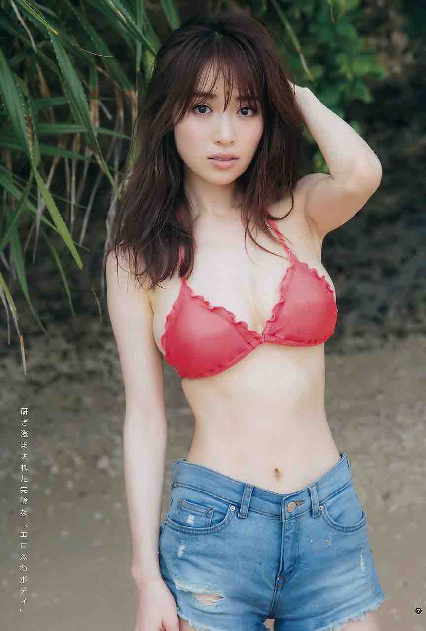 最新写真集発売 泉里香さんの画像35選 グラビア チェキ撮れるアイドルの写真たち