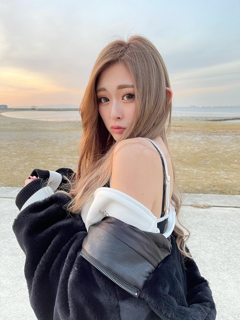 ゆうちゃみ 古川優奈 水着 画像 グラビア ビキニ_1956