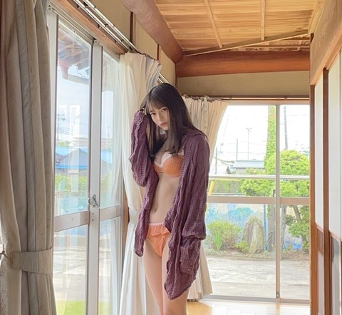 黒嵜菜々子 Peel the Apple グラビア 画像 水着 ビキニ_9777