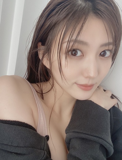 イワナミ 岩﨑名美 水着 グラビア 画像 ビキニ_5211
