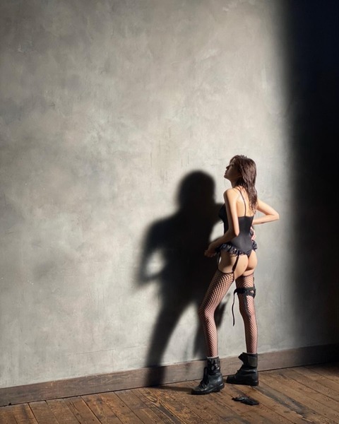 イワナミ 岩﨑名美 水着 グラビア 画像 ビキニ_5216