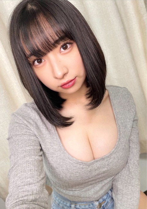PINOCO 鶯籠 水着 画像 グラビア ビキニ_7667