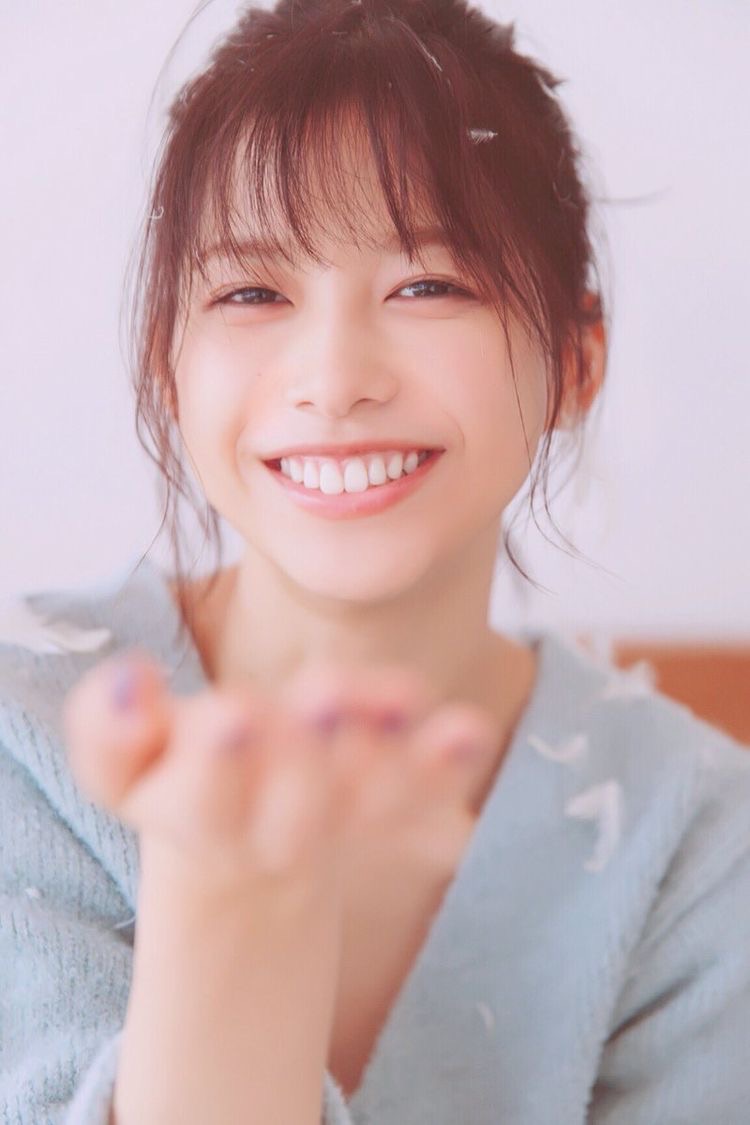 水着あり 櫻坂46の渡邉理佐さんの画像35選 チェキ撮れるアイドルの写真たち