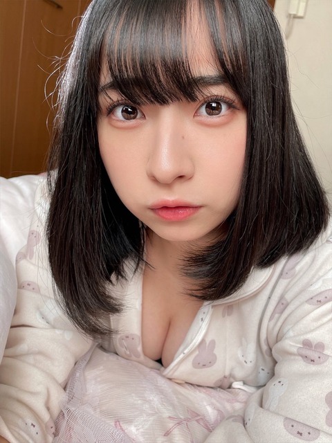 PINOCO 鶯籠 水着 画像 グラビア ビキニ_7660
