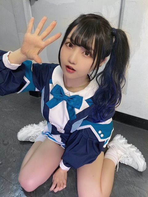 ゆうり SOL 画像 谷間 太腿_4451