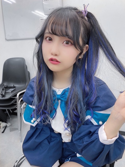 ゆうり SOL 画像 谷間 太腿_4452