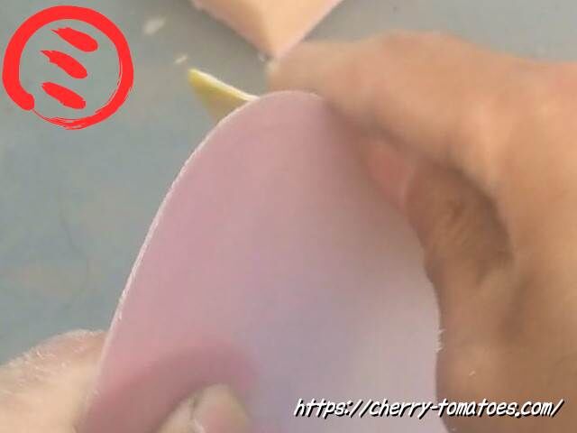 切り取ったPPシートの切口を滑らかに