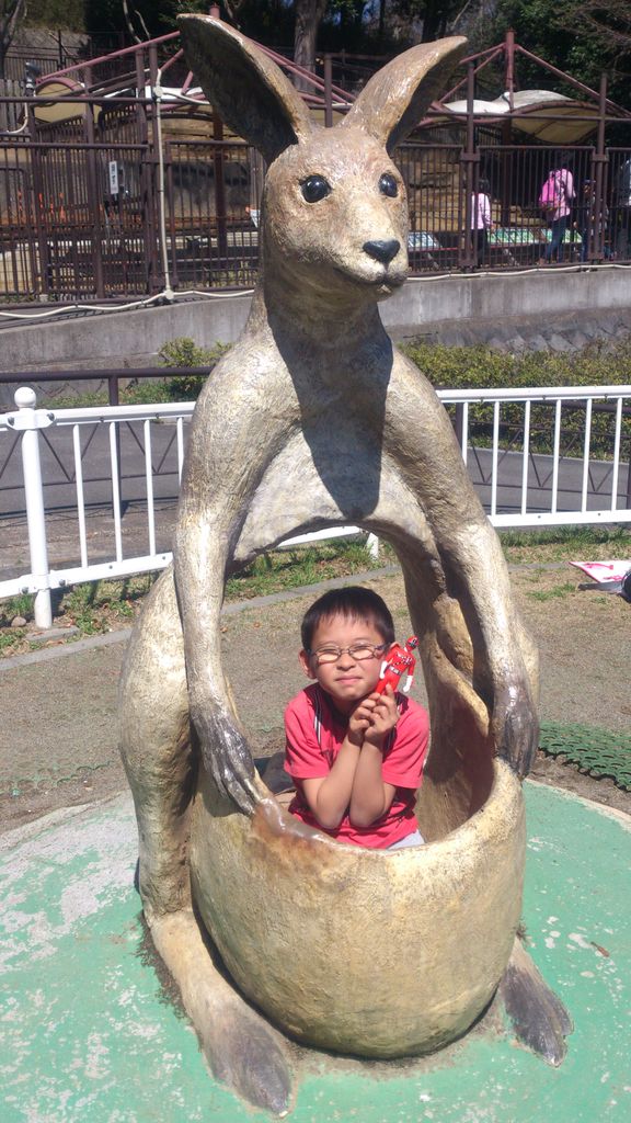 春休みなので多摩動物公園へ 目指せ 家族で14ホノルルマラソン 小学生2人と 春休みなので多摩動物公園へ 目指せ 家族で14ホノルルマラソン 小学生2人と