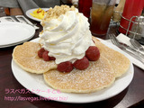 グアムのエッグスンシングスで二人用セットメニューを食す