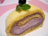 ラベンダーのロールケーキ