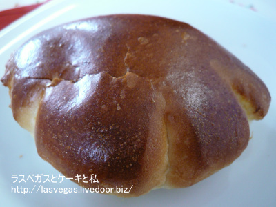 クリームパン
