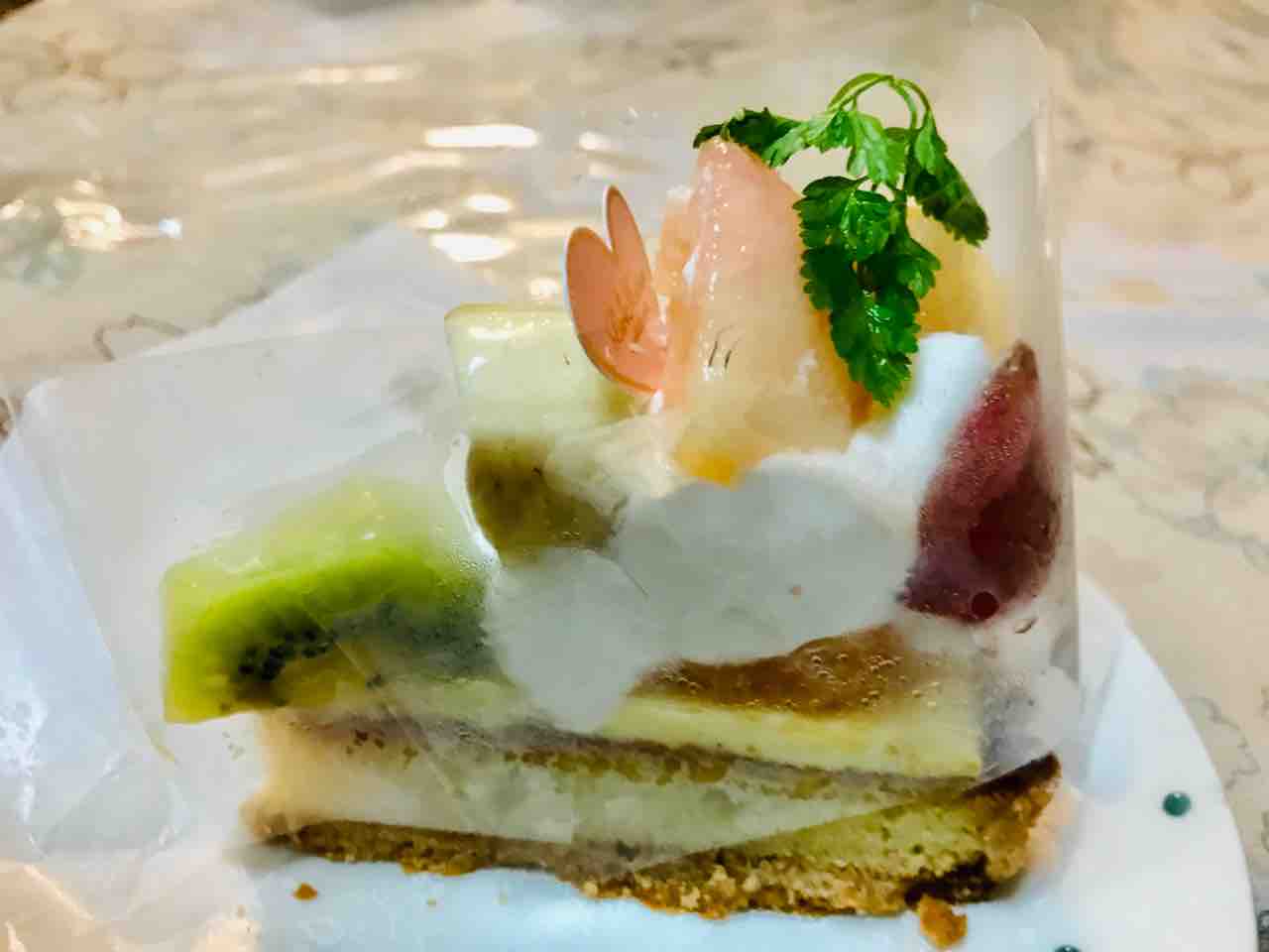 ラメゾンアンソレイユターブル 浦和パルコ店 フルーツタルト シェビーズのブログ ラメゾンアンソレイユターブル 浦和パルコ店 フルーツタルト シェビーズのブログ