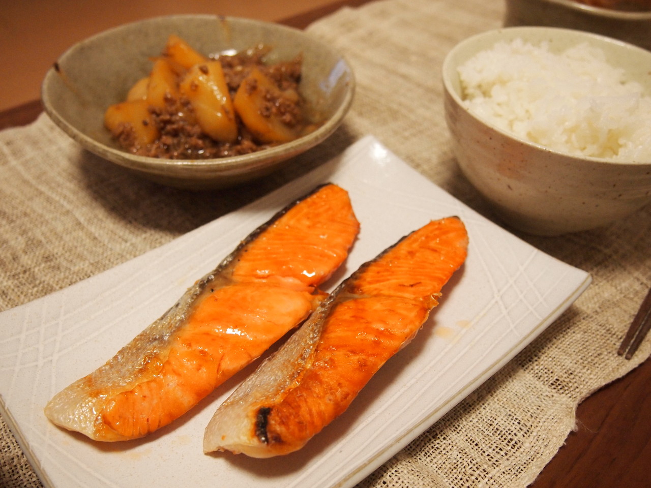 銀鮭の塩焼き 毎日たのしい二人ごはん 銀鮭の塩焼き 毎日たのしい二人ごはん