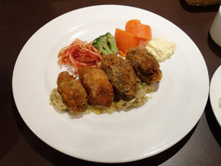 山下町ランチ