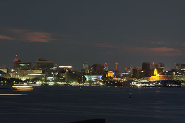 大桟橋方面