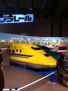 展示されていたプラレール形状の大型車両