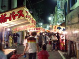 瓢箪山稲荷神社夏祭りの夜店の風景