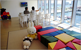 �֥롼�ʥ��顼�˺̤�줿�礭�ʥ��å���������Ѥ���